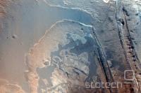 Sulfatni skladi v kanjonu Ius Chasma