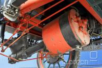  El. motor je montiran pod vozilo