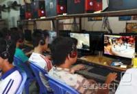 V Vietnamu je priljubljeno igranje iger v kiberkavarnah.