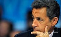  Sarkozy naj bi imel zaradi mno&#382;ice politi&#269;nih afer razmeroma majhne mo&#382;nosti za ponovno izvolitev na prihajajo&#269;ih predsedni&#353;kih volitvah, nakar se je njegov glavni konkurent - nekdanji predsednik IMF Dominique Strauss Khan (DSK) - sam izlo&#269;il iz predvolilnega boja.