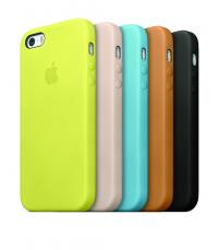  Poleg peterice je za iPhone 5S na voljo &#x161;e usnjeno za&#x161;&#269;itno ohi&#x161;je v rde&#269;i barvi