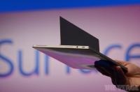  Surface 2 s podporo v bolj polo&#382;nem polo&#382;aju