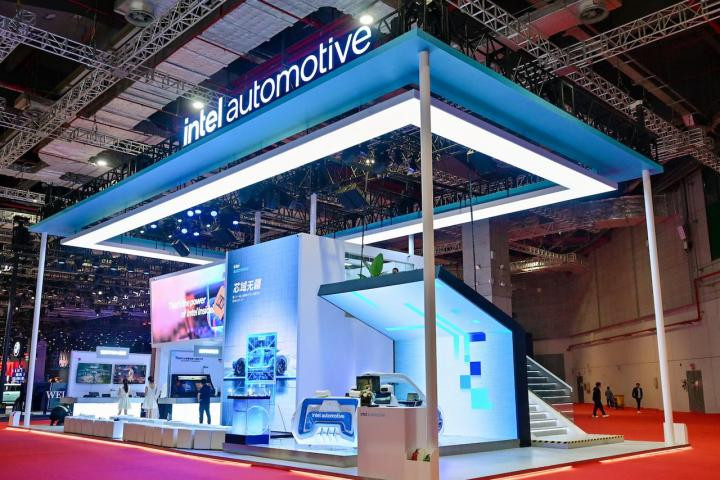 Intel zapira oddelek za avtomobile