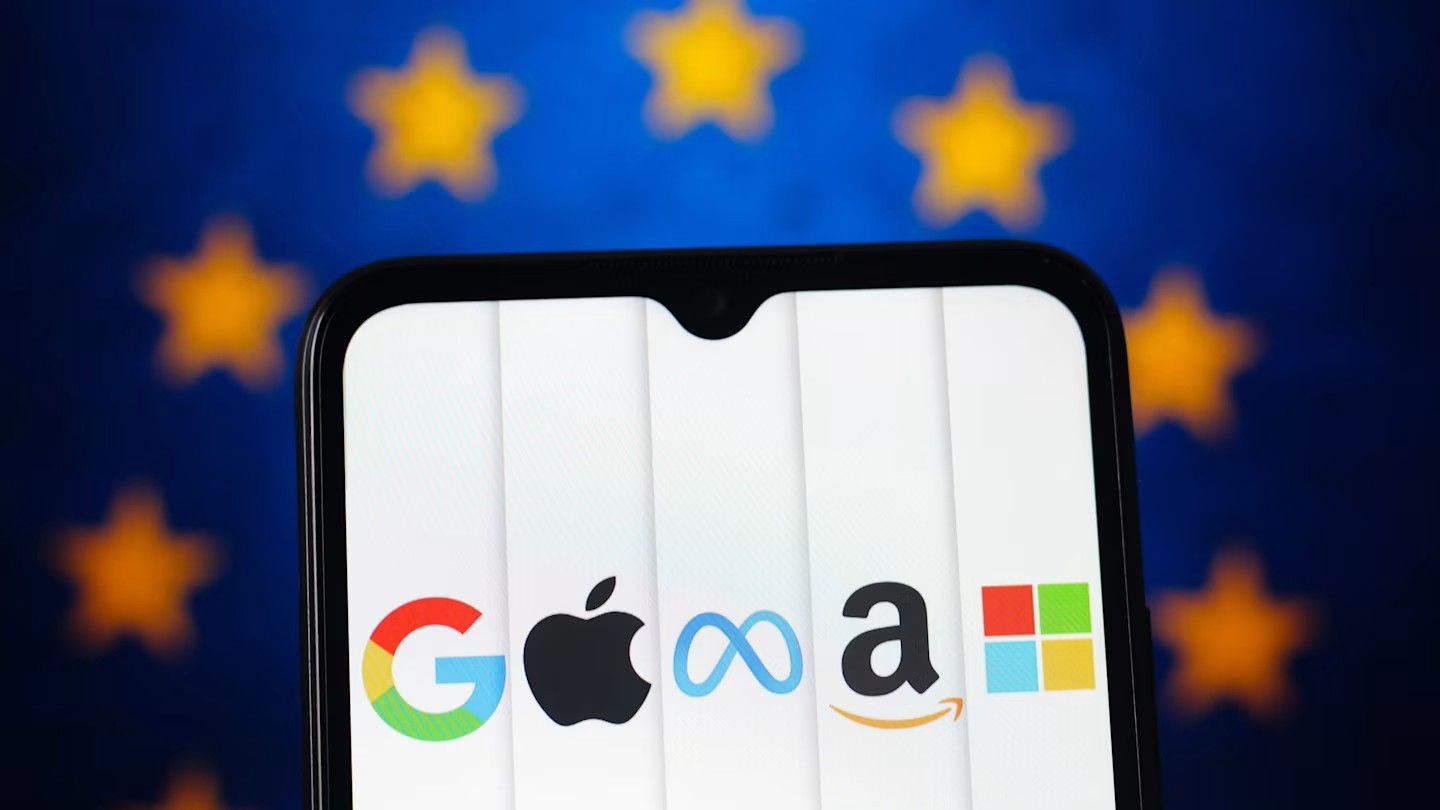 Evropska komisija ni naklonjena davku na digitalne velikane